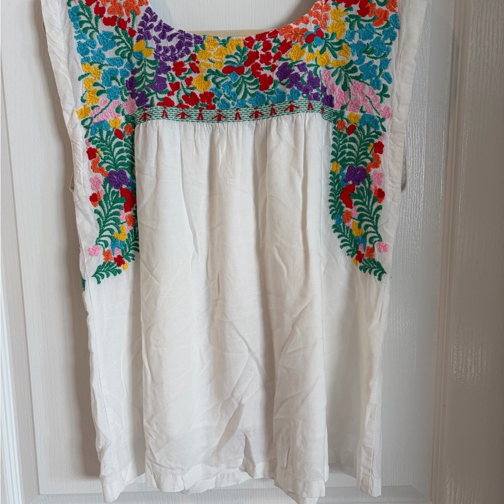 J Marie Colorful Embroidered Floral Top - Picture 6 of 8